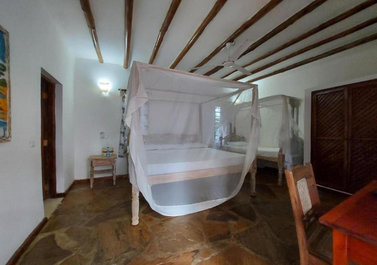 Marine Holiday House Malindi Luaran gambar