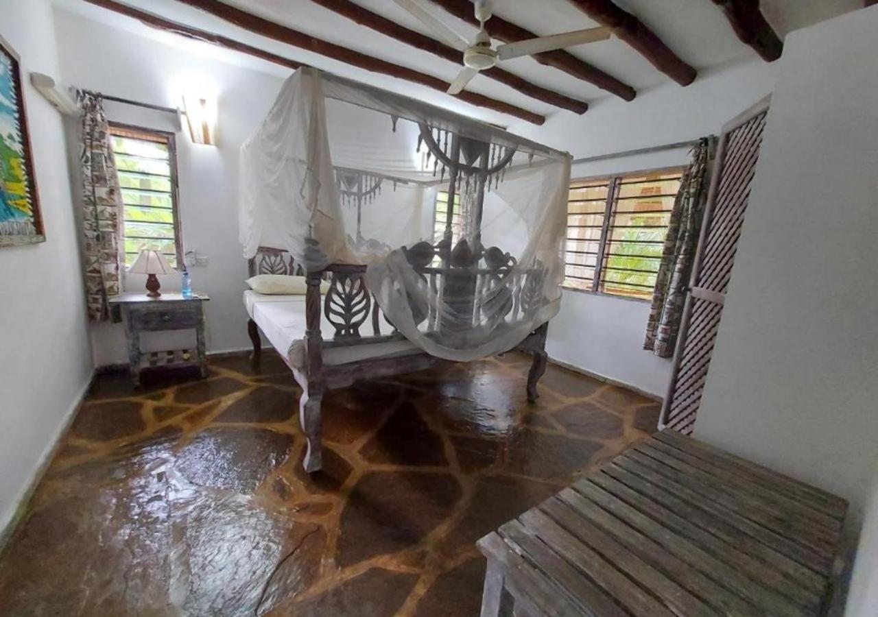 Marine Holiday House Malindi Luaran gambar